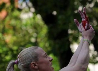 Κυριακοπούλου: Όταν είδα το χέρι μου τα έχασα, σοκαρίστηκα –Στο χειρουργείο για πλαστική